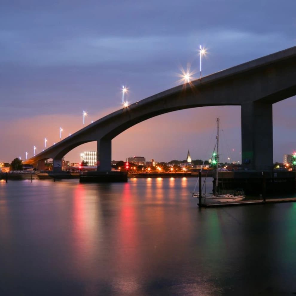 Invisalign clear aligners in Southampton